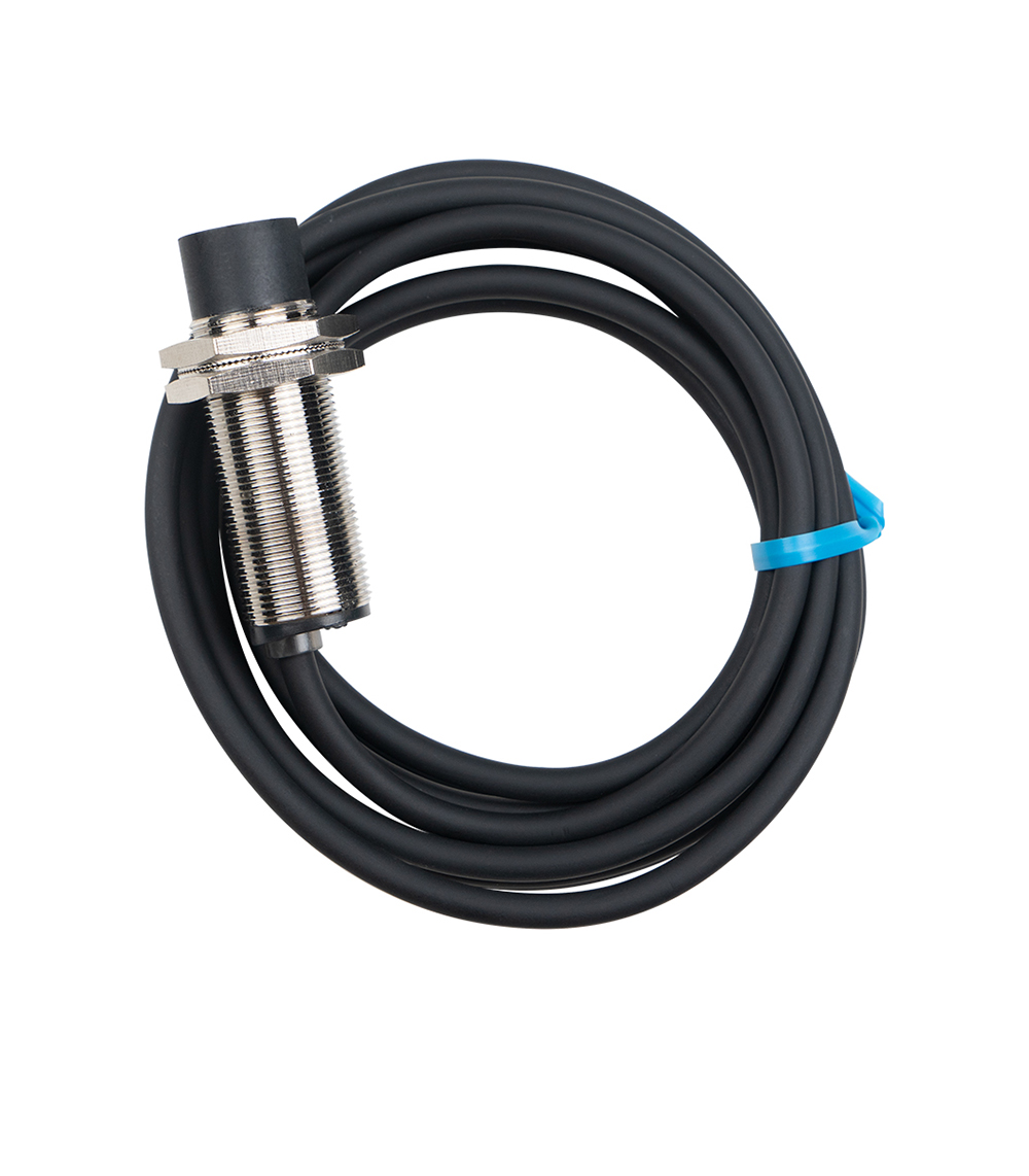 E2ZE-M18KN08W-P2